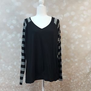 NWT RAGLAN SLV STRIPED SHIRT